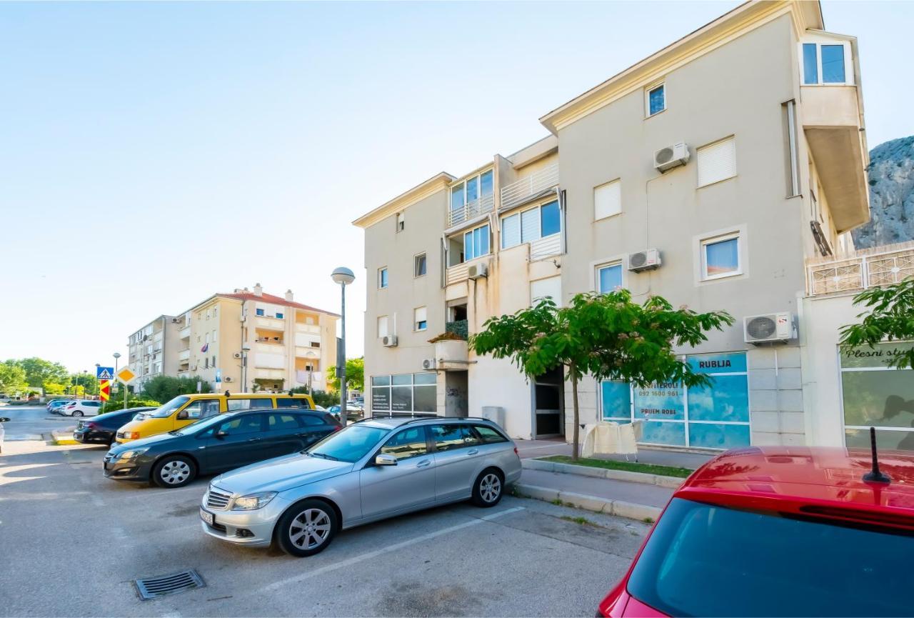 Apartment Pepalo,Omis Free Parking Экстерьер фото