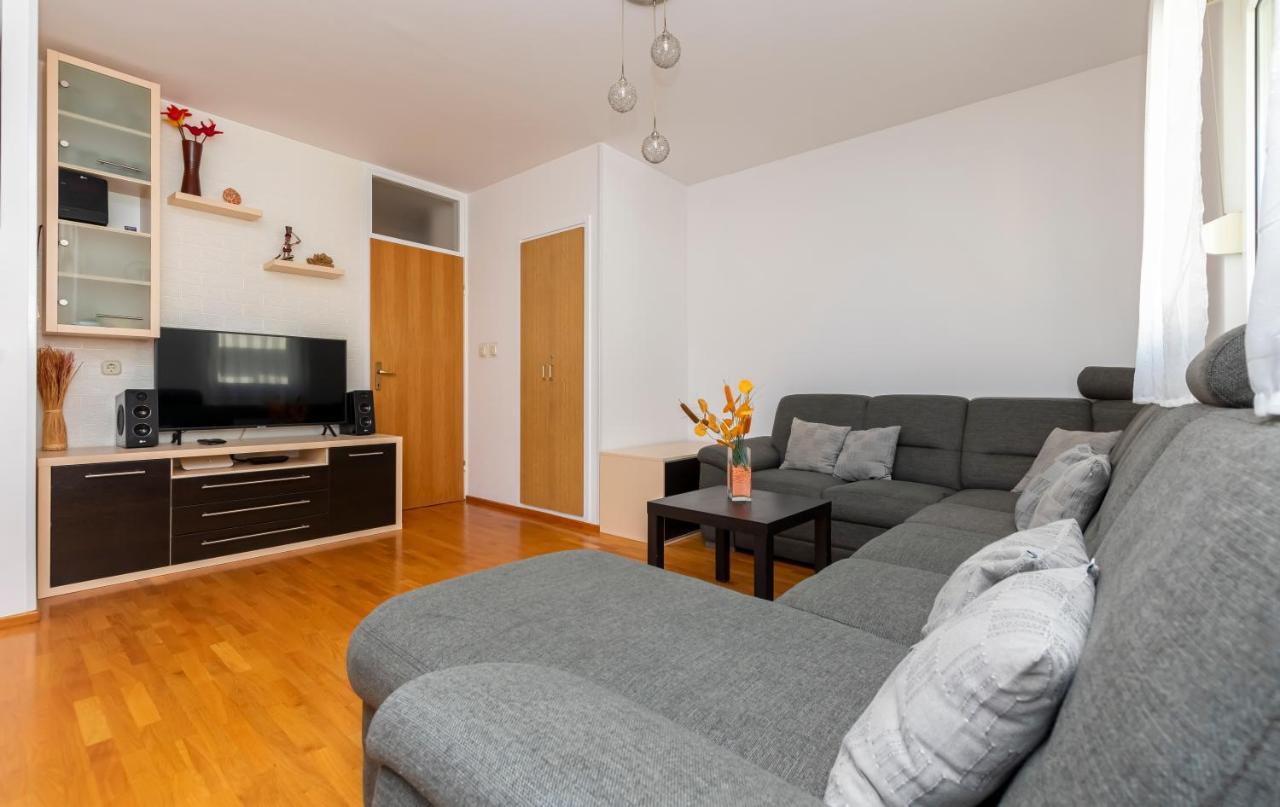 Apartment Pepalo,Omis Free Parking Экстерьер фото